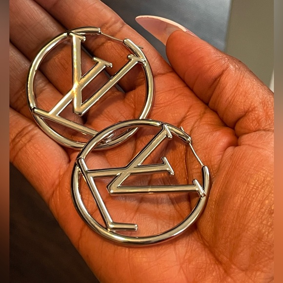 Jewelry - Medium Sized Inspired Hoops